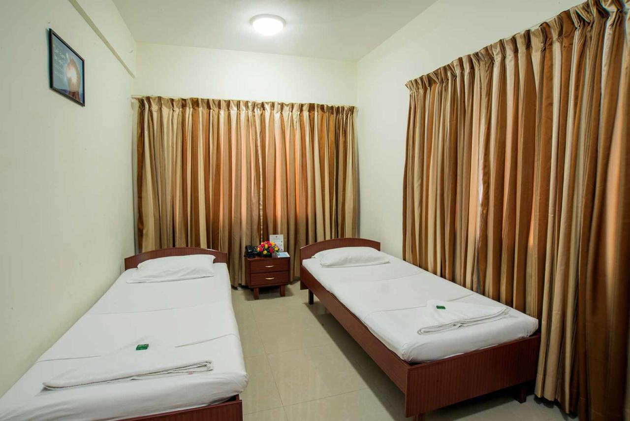 Ymca International House Hotel Mumbai Exterior foto